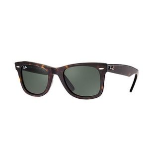 Ray-Ban Tortoise Wayfarer Sunglasses